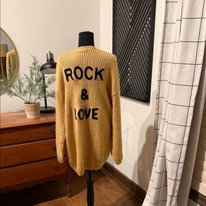 Pretty Garden mustard cardigan  with Rock & Love Text large